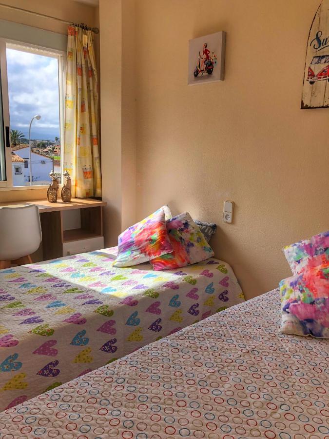 Rosaleda 1 Apartment Дения Екстериор снимка