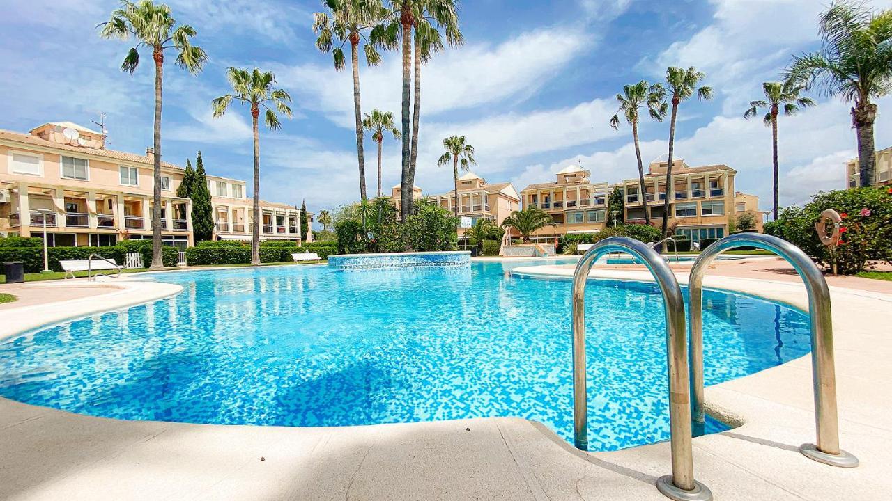 Rosaleda 1 Apartment Дения Екстериор снимка