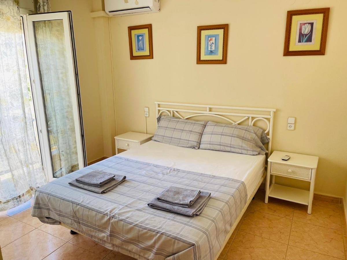 Rosaleda 1 Apartment Дения Екстериор снимка
